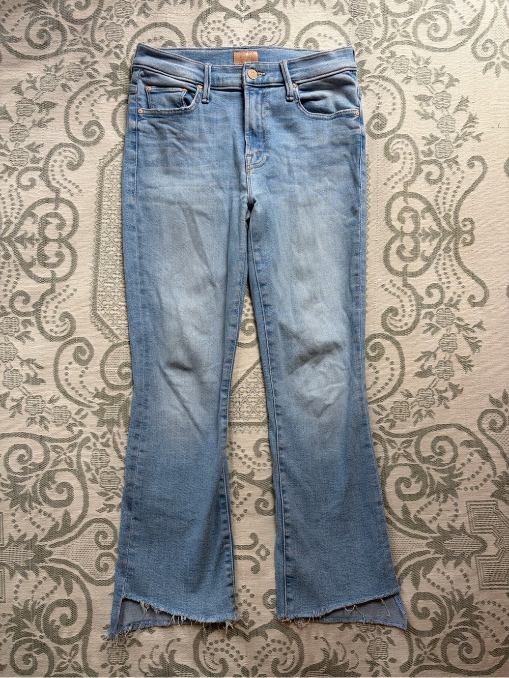 MOTHER “The Insider Crop Step Fray” Jeans